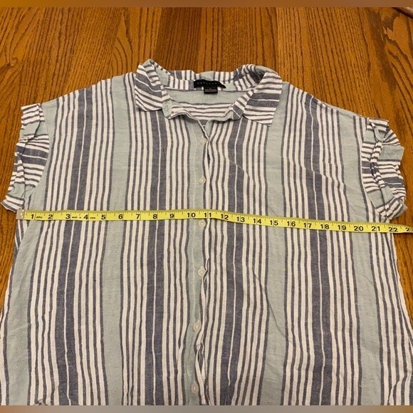 Sanctuary Striped Cuff Sleeved Tie Off Button Down Shirt - Picture 7 of 11